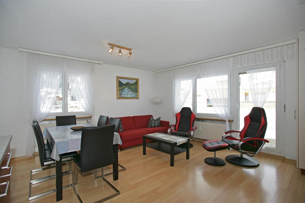 Baron / Baronesse Apartments Leukerbad Ruang foto