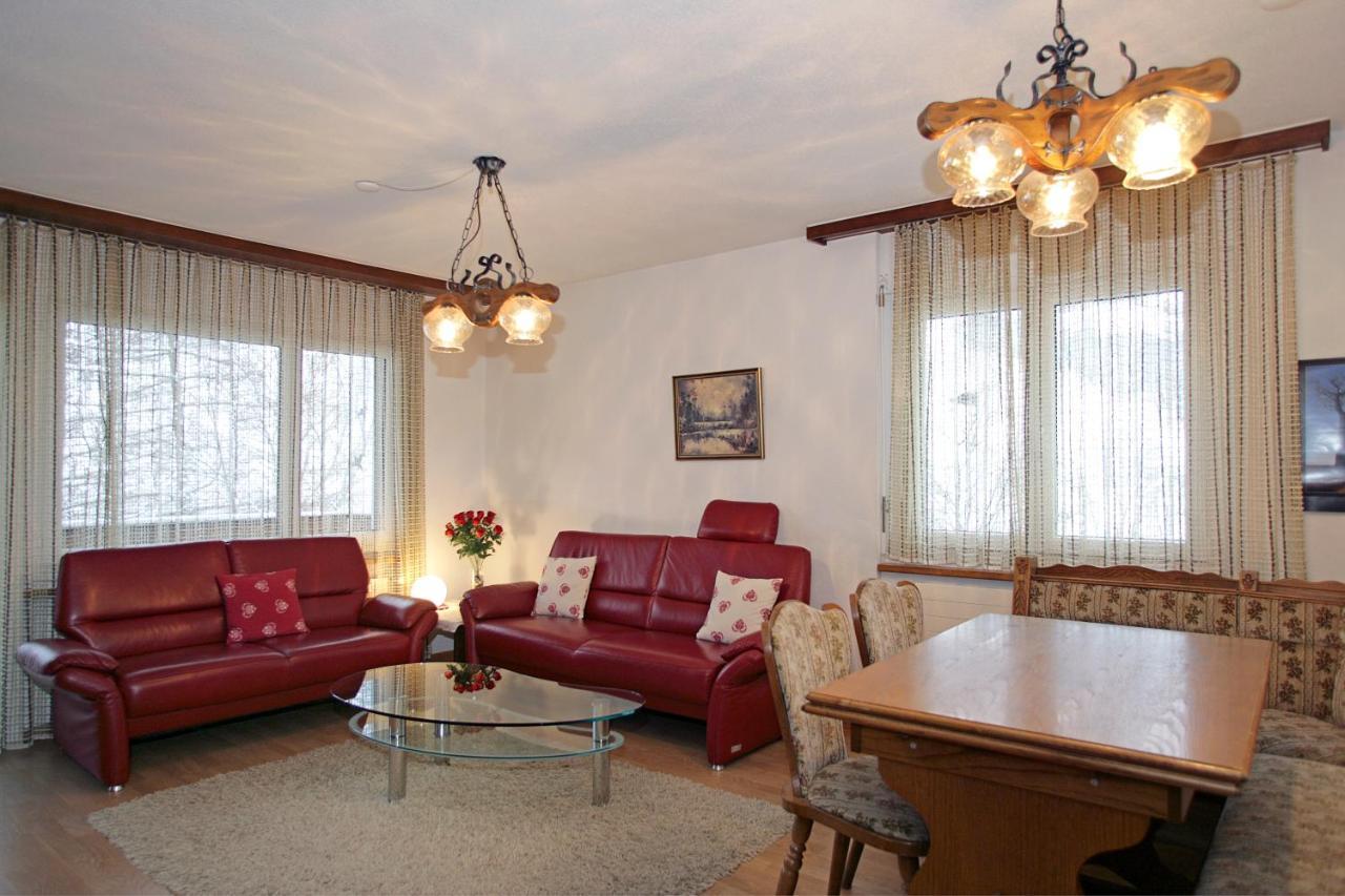 Baron / Baronesse Apartments Leukerbad Ruang foto