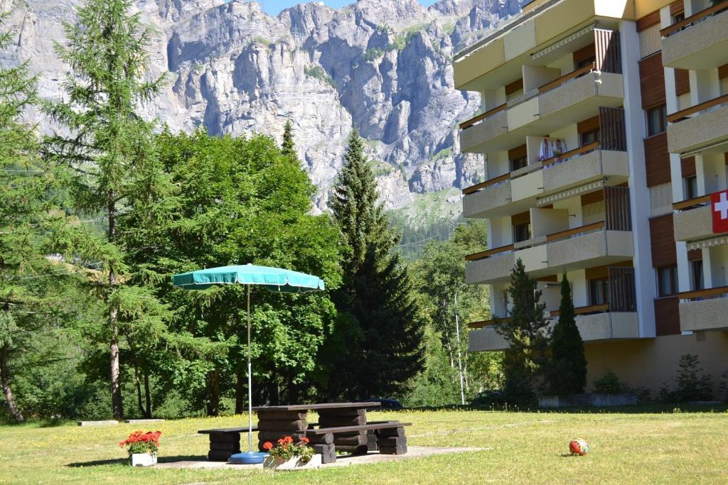 Baron / Baronesse Apartments Leukerbad Bagian luar foto